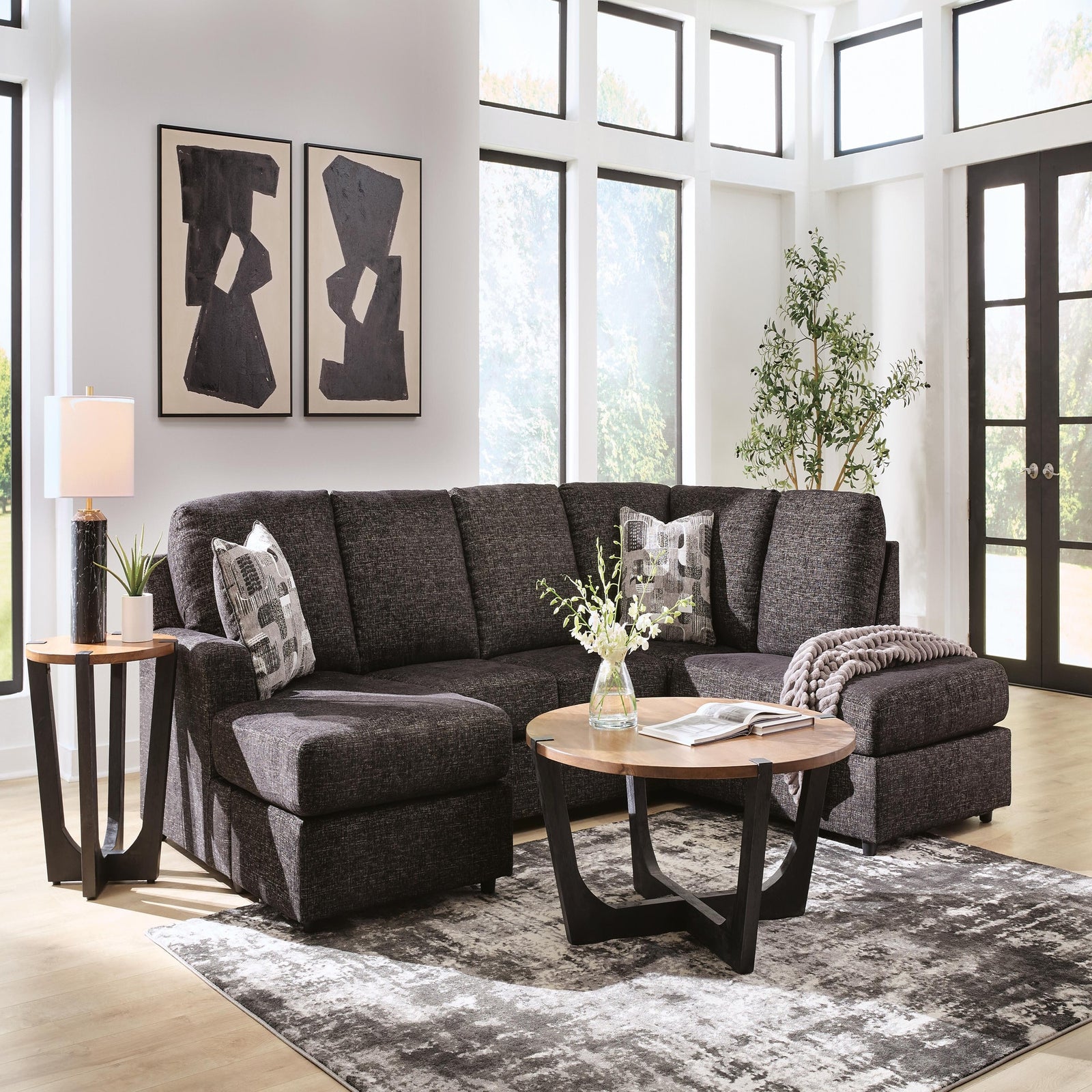 Lentiz 2-Piece Sectional with Chaise (PC73404-SI) - Image 3