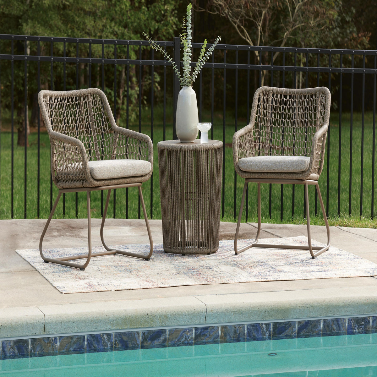 Majors Beach Outdoor Table and 2 Chairs (PCP321-SI) - Image 3