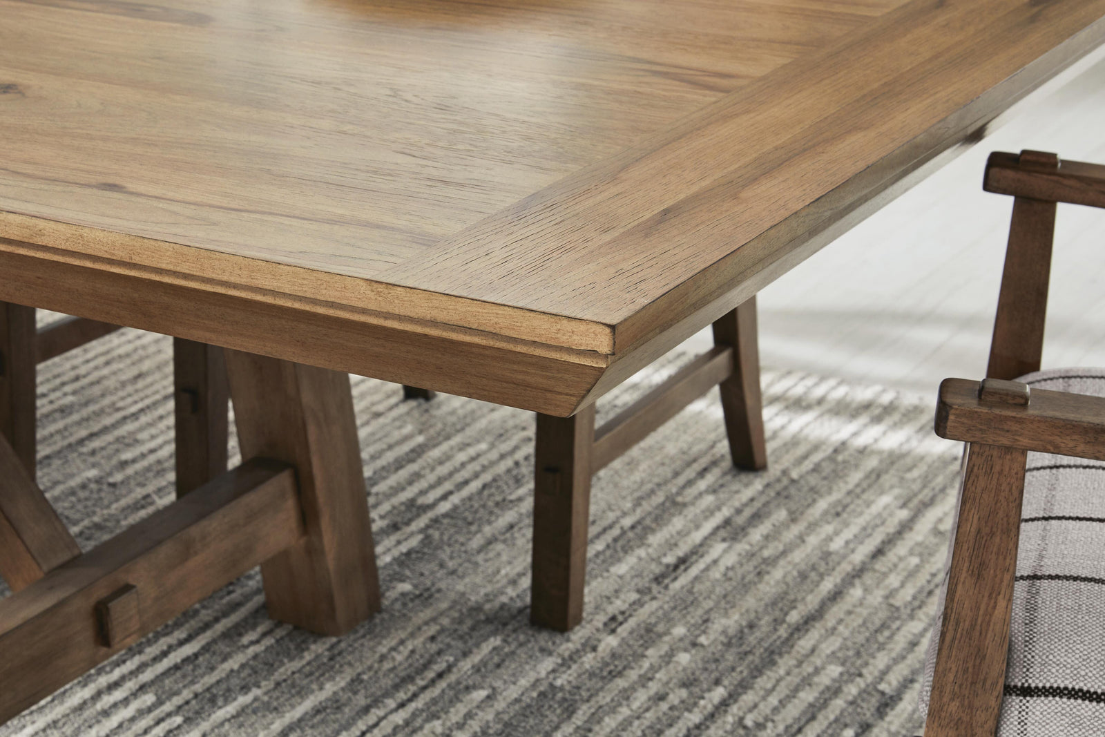 Ridgester Extension Dining Table and 4 Chairs (D858-SI) - Image 4