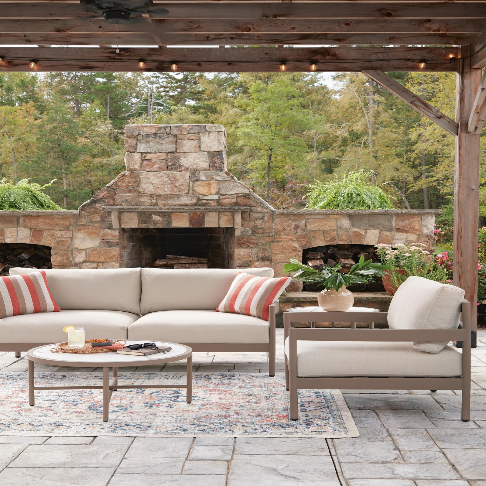 Bluff Trail Outdoor Love/Chairs/Tables Set (Set of 5) (PCP383-SI) - Image 7
