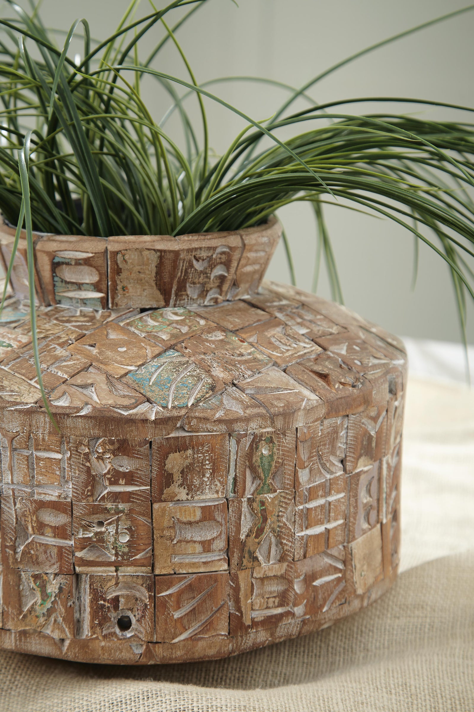 Meltland Vase (A2000557-SI) - Image 4