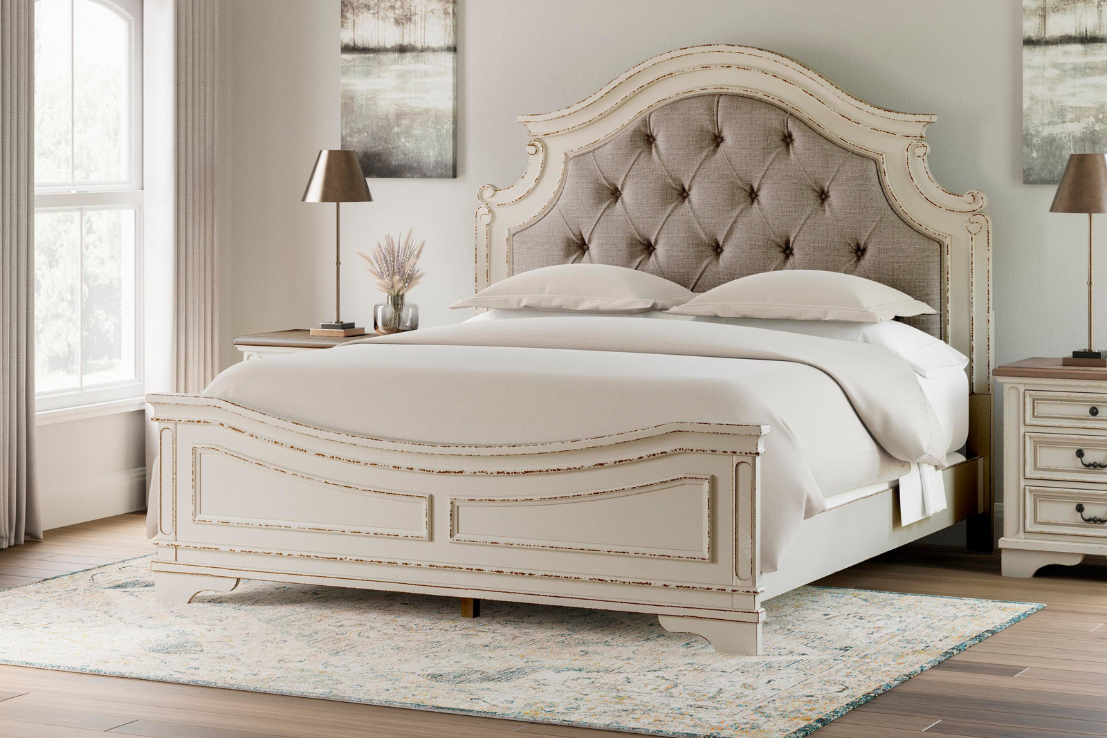 Realyn Panel Bed, Dresser and 2 Nightstands - Two-tone  (B743-SI) - Image 11