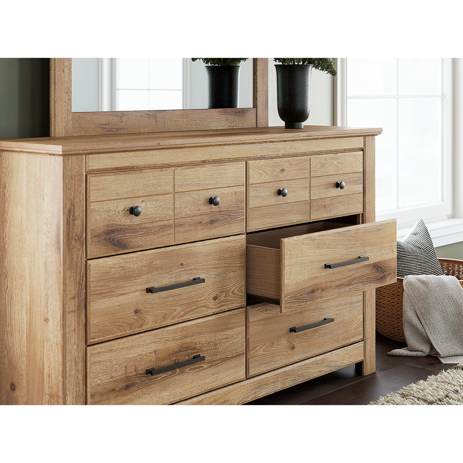 Makidern Dresser and Mirror (PCB1170-SI) - Image 9