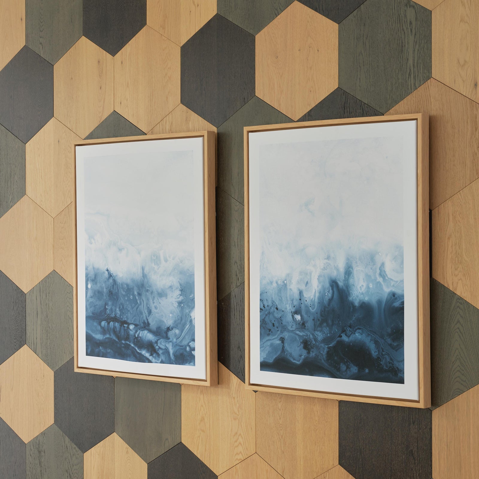Holport Wall Art (Set of 2) (A8000368-SI) - Image 5