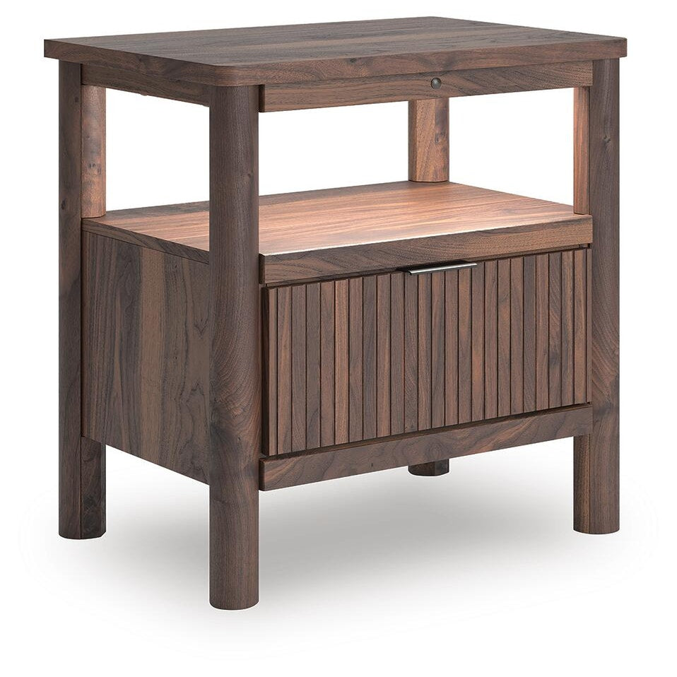 Pamytta Queen Panel Bed, Dresser, Mirror and Nightstand (PCB2614-SI) - Image 16