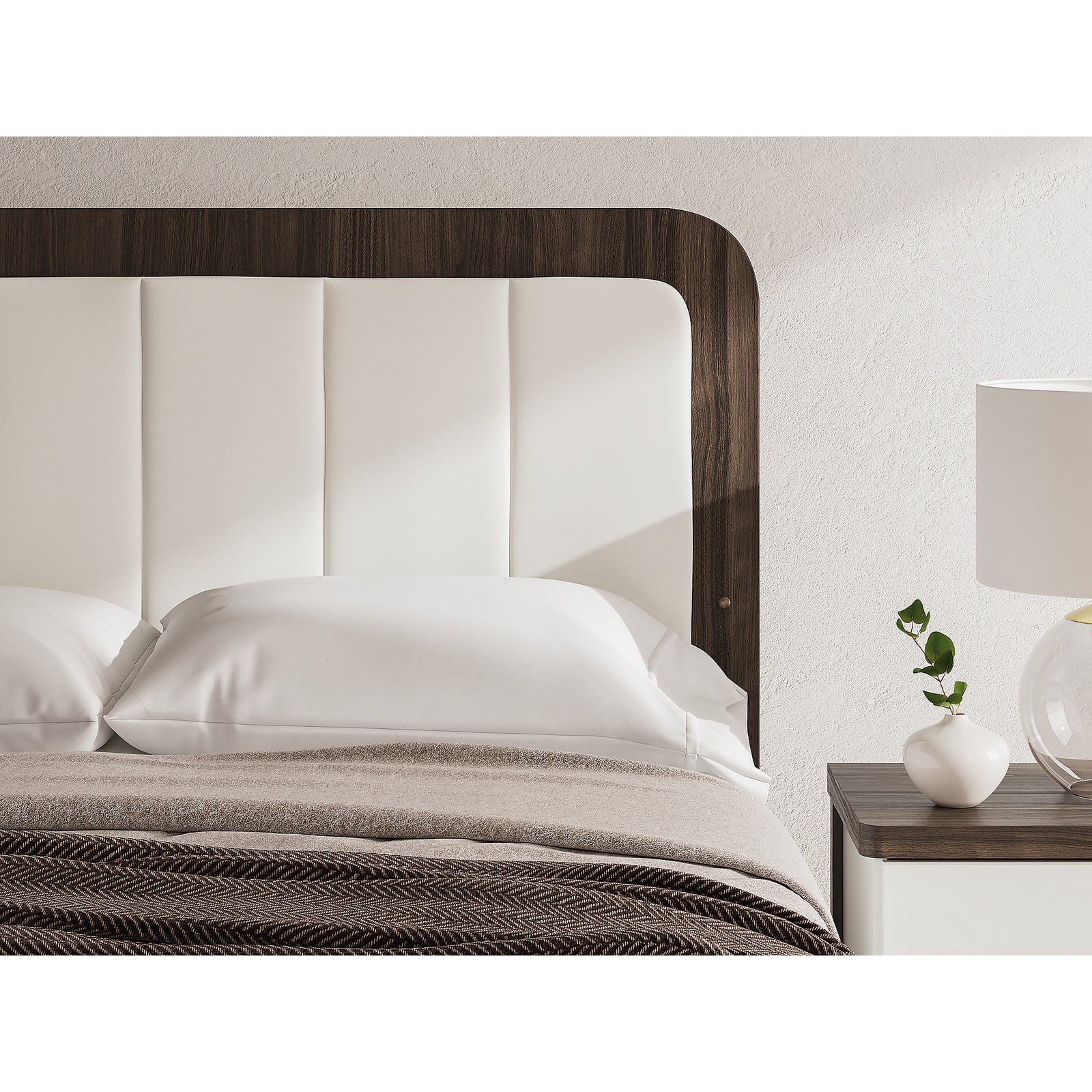 Kendanport Queen Upholstered Platform Bed, Dresser and Mirror (PCB1108-SI) - Image 16