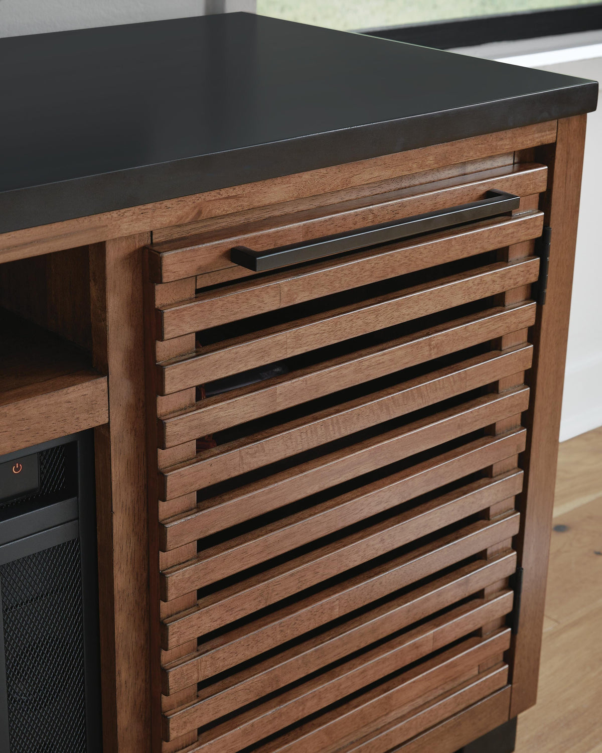 Kallari 84 TV Stand (W737-SI) - Image 7