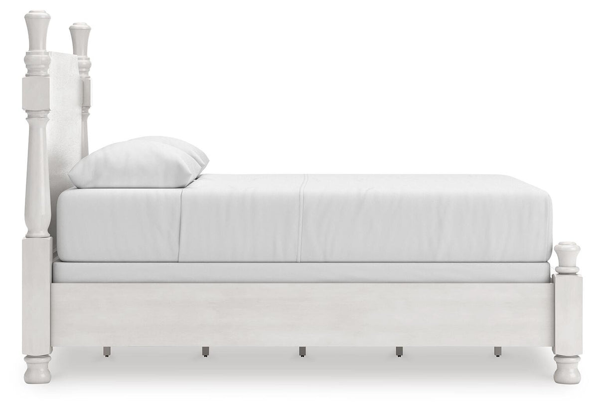 Rowlenstown Queen Poster Bed, Dresser and Mirror (PCB823-SI) - Image 11