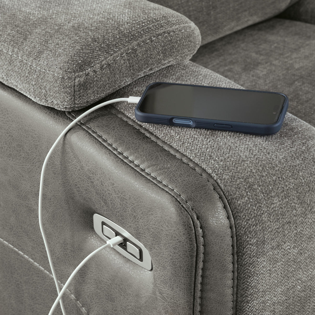Mixed Motion Power Reclining Loveseat with Console (PC83505-SI) - Image 21