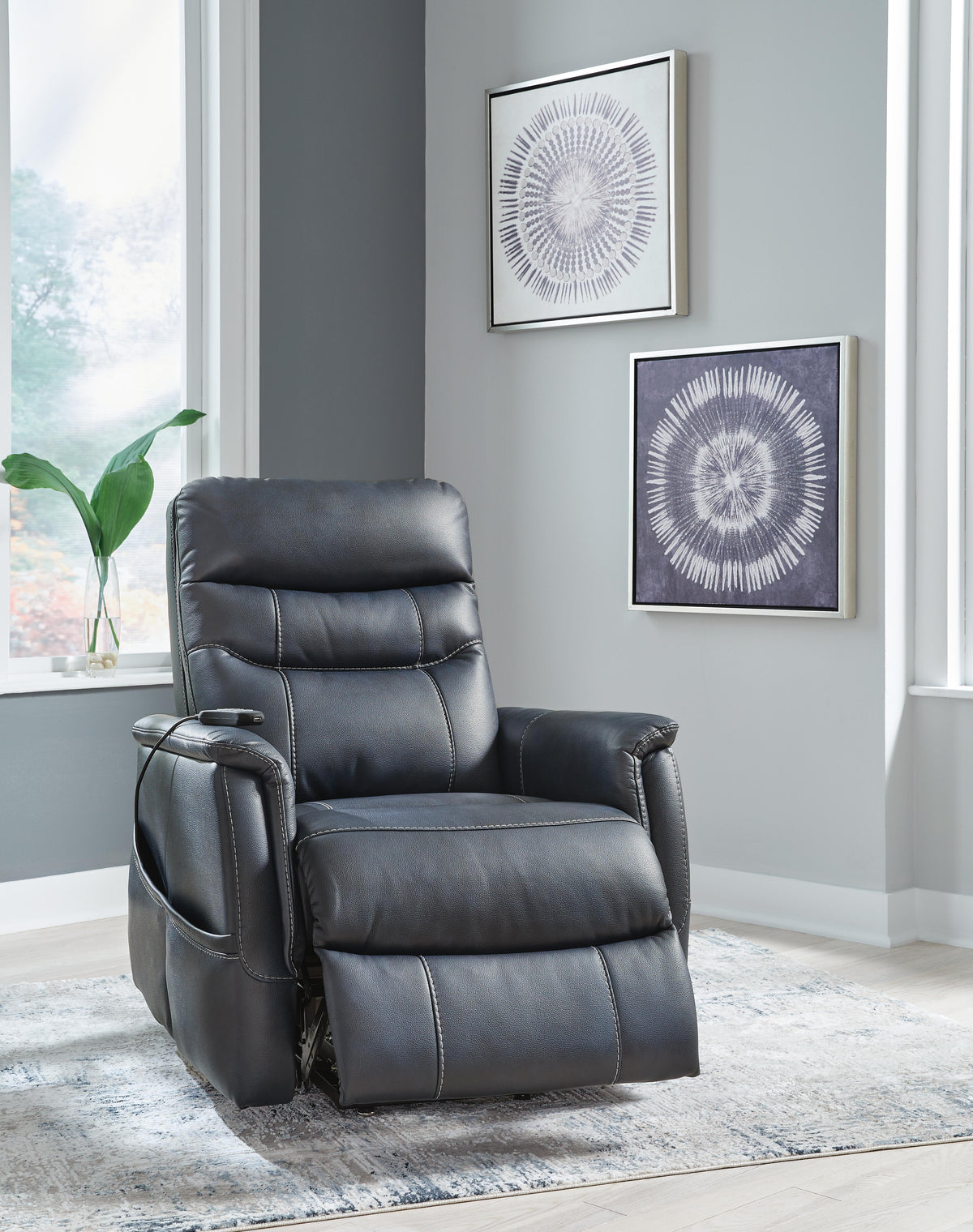 Strawbill Power Lift Recliner (63910-SI) - Image 9