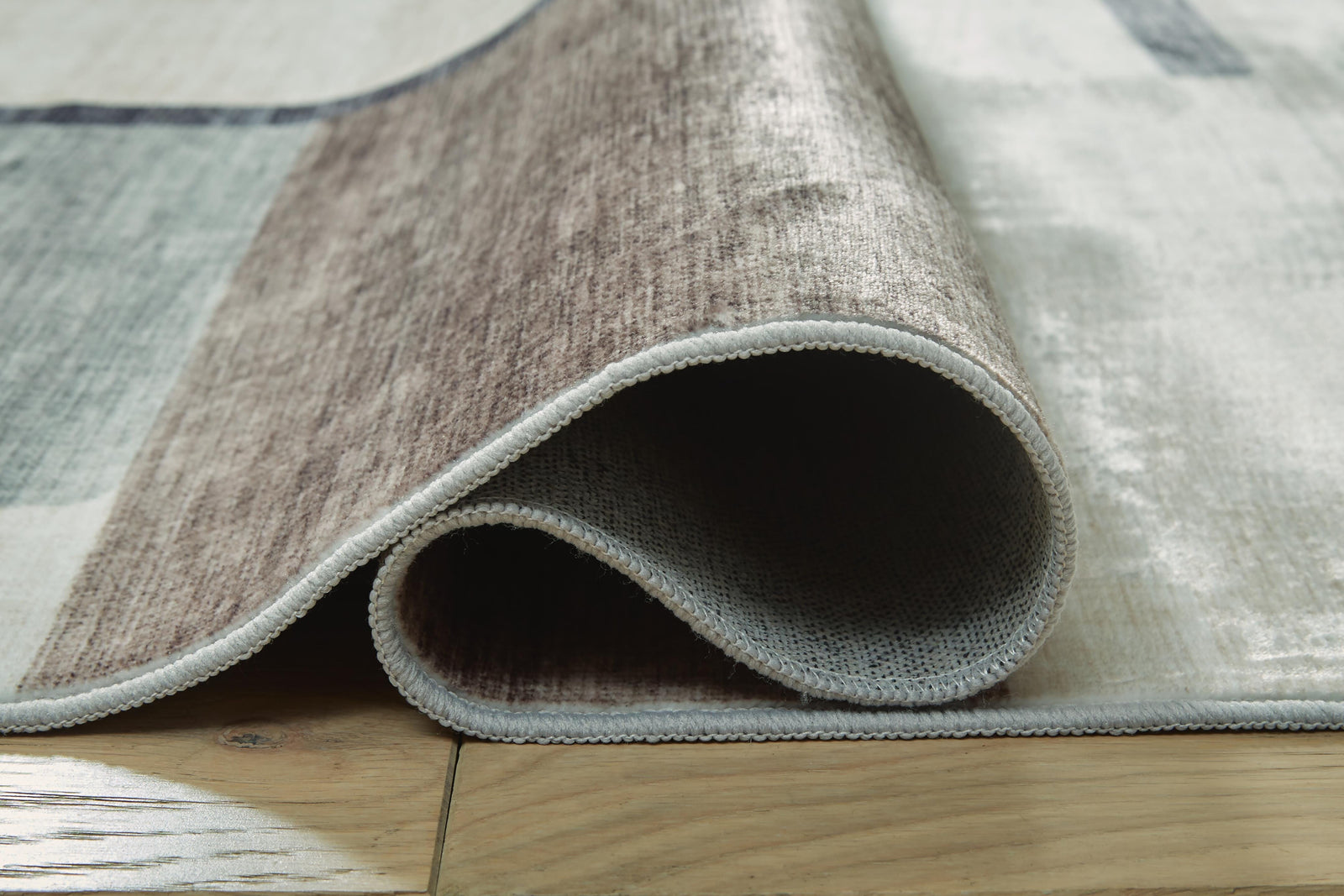 Larkport Washable 8 x 10 Area Rug (R40741-SI) - Image 4
