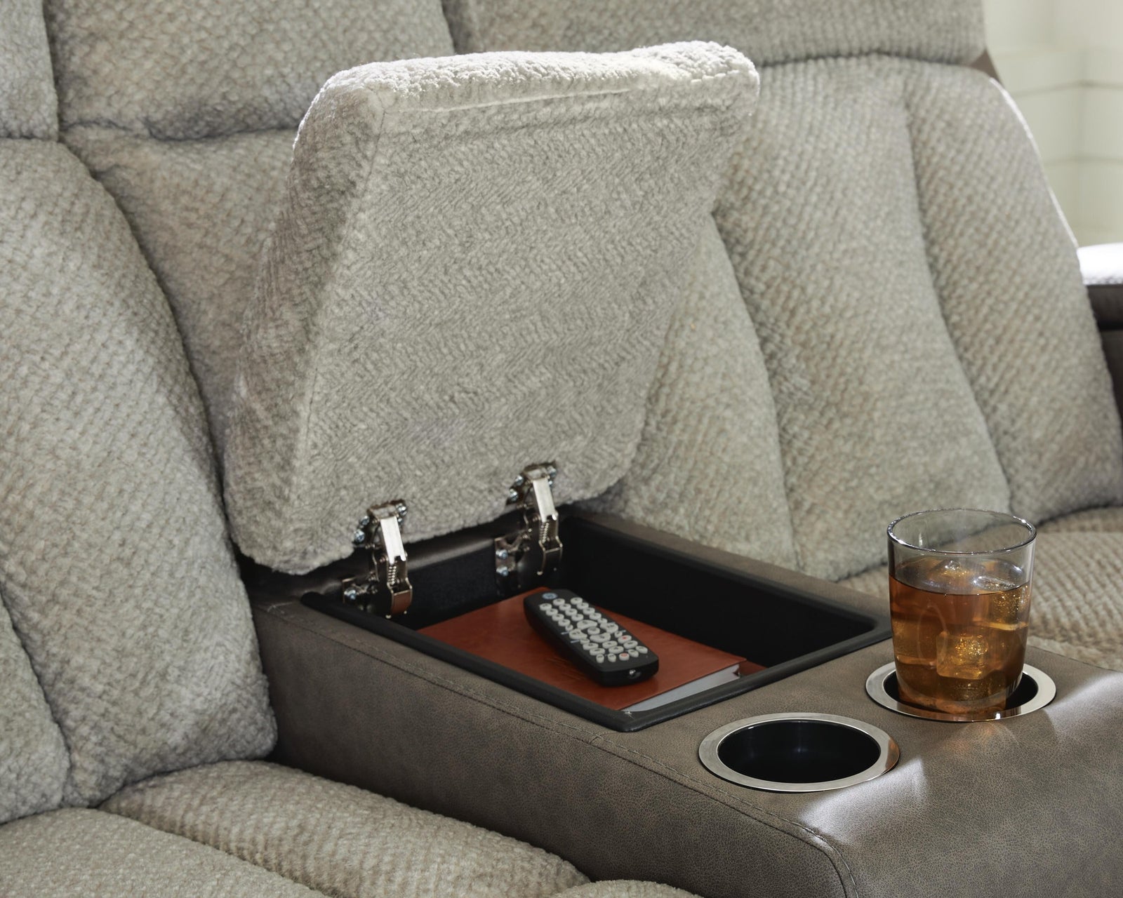 Branthorpe Power Reclining Sofa and Loveseat (PC63204-SI) - Image 14
