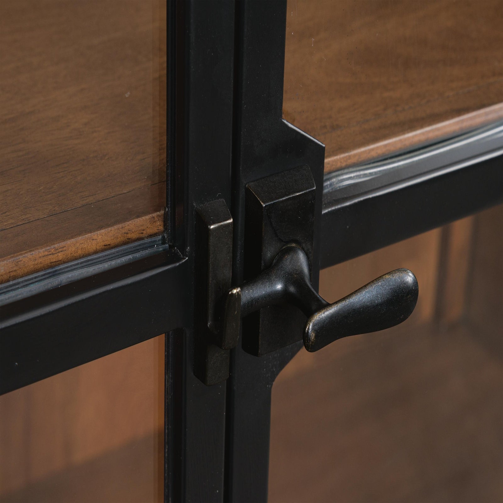 Greddinton Display Cabinet (PCD824-SI) - Image 79