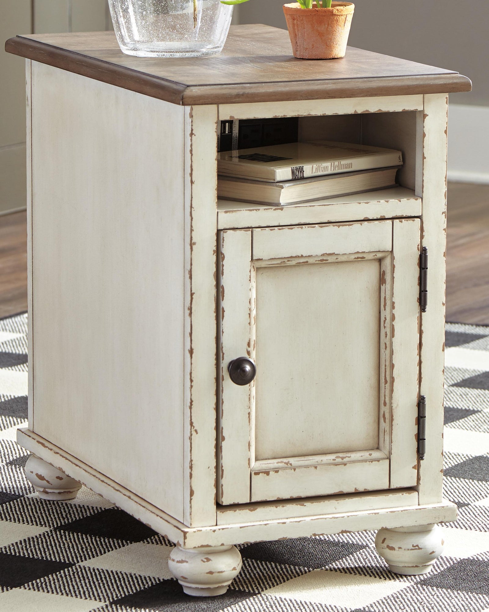 Realyn Chairside End Table - White/Brown  (T523-SI) - Image 2