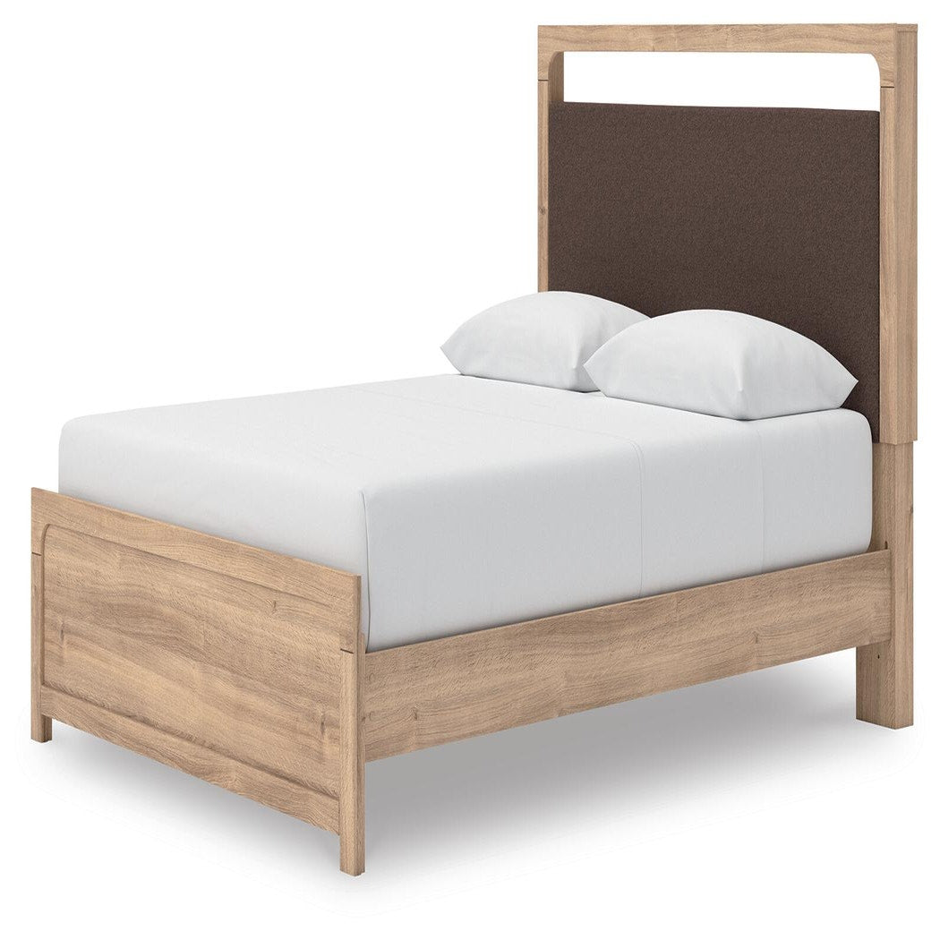 Kinlanni Queen Upholstered Panel Bed, Dresser and Mirror (PCB1360-SI) - Image 14