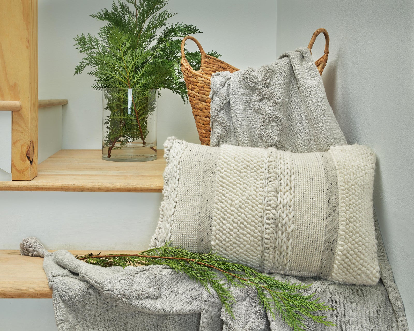 Standon Pillow (Set of 4) (A1001005-SI) - Image 4