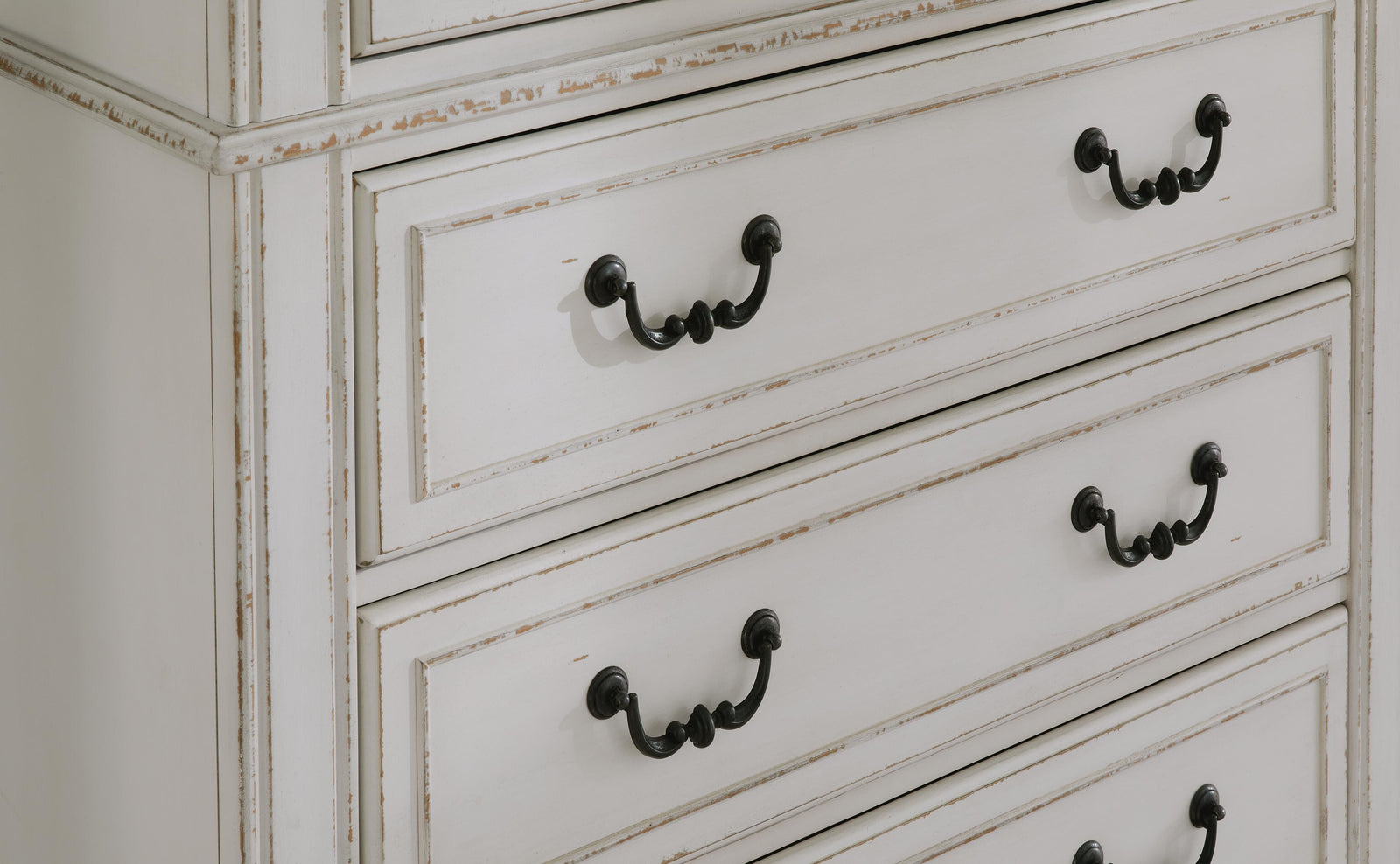 Blendon Chest of Drawers - Two-tone  (B747-SI) - Image 6