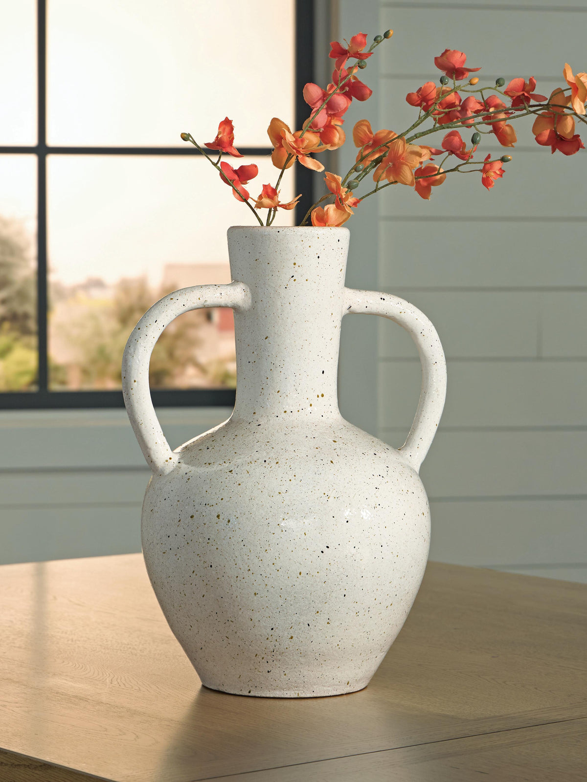 Dallinworth Vase (A2000832-SI) - Image 2