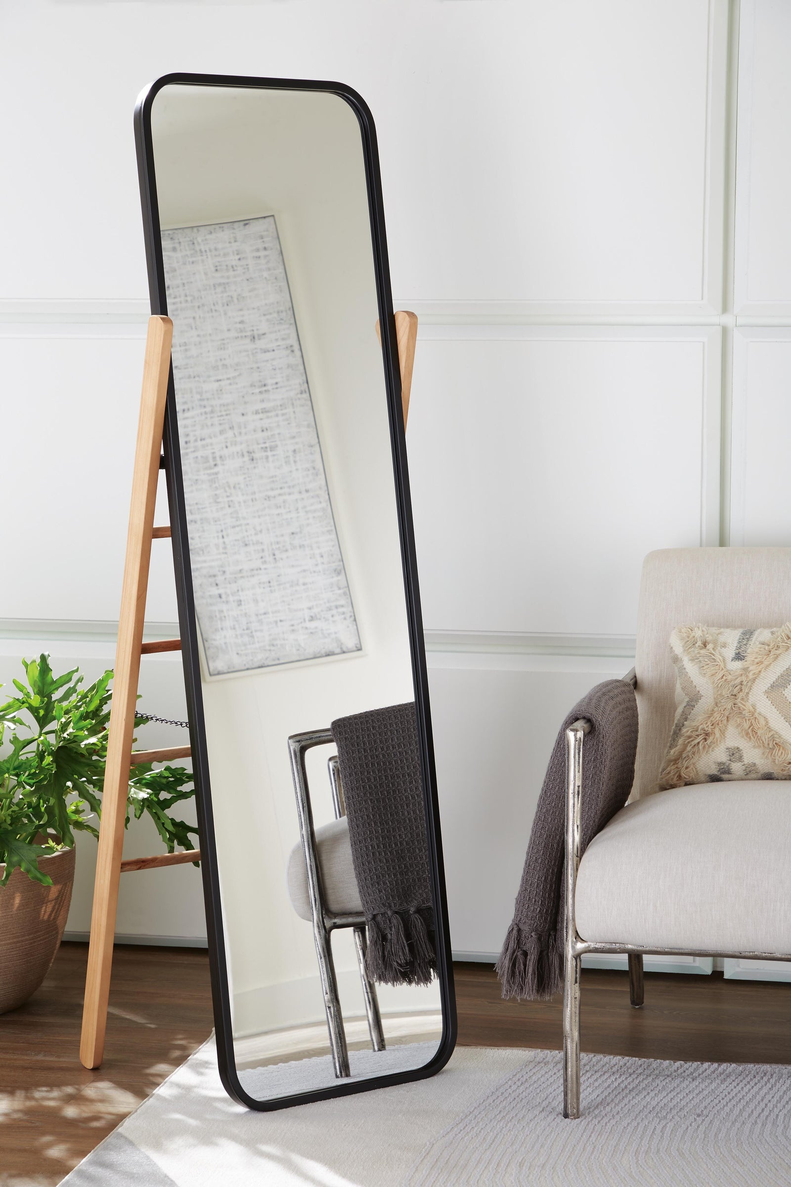 Bronick Floor Mirror (A8010342-SI) - Image 4