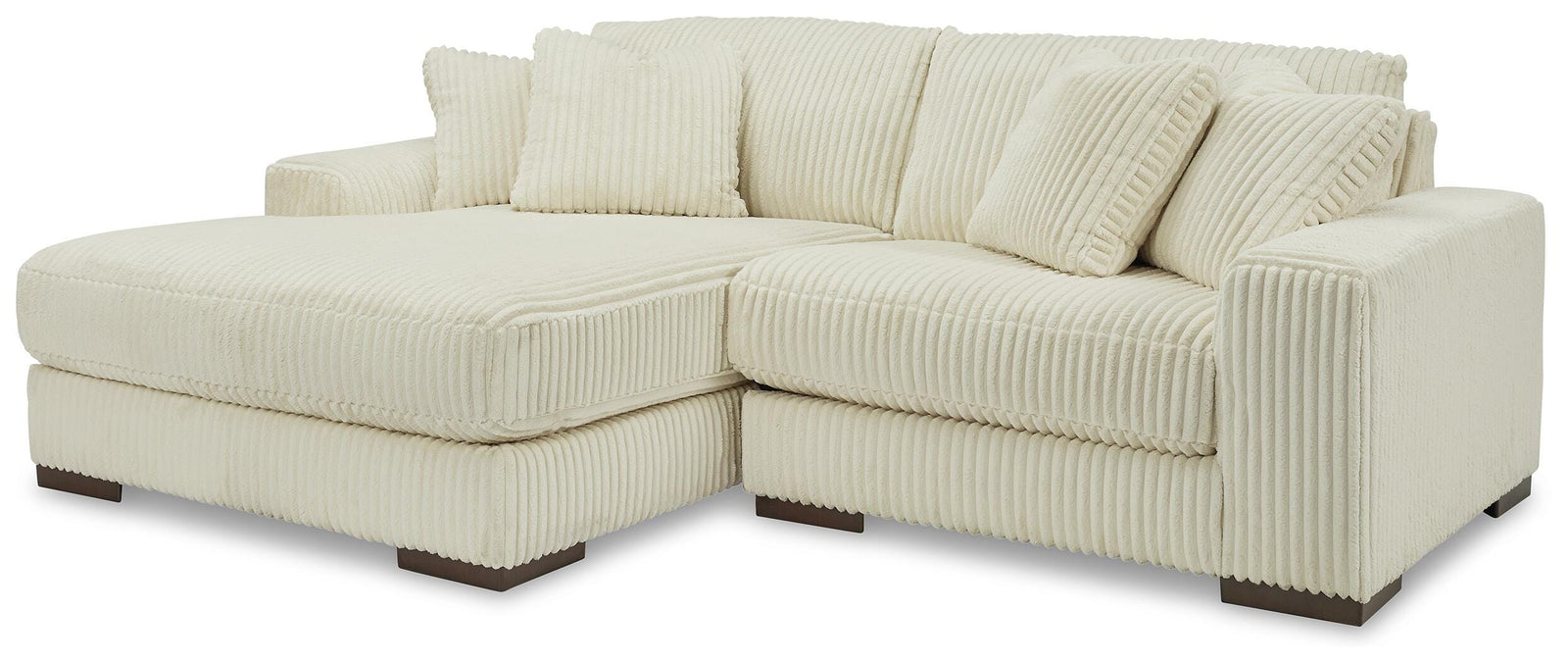Lindyn 2-Piece Sectional with Chaise (21104-SI)