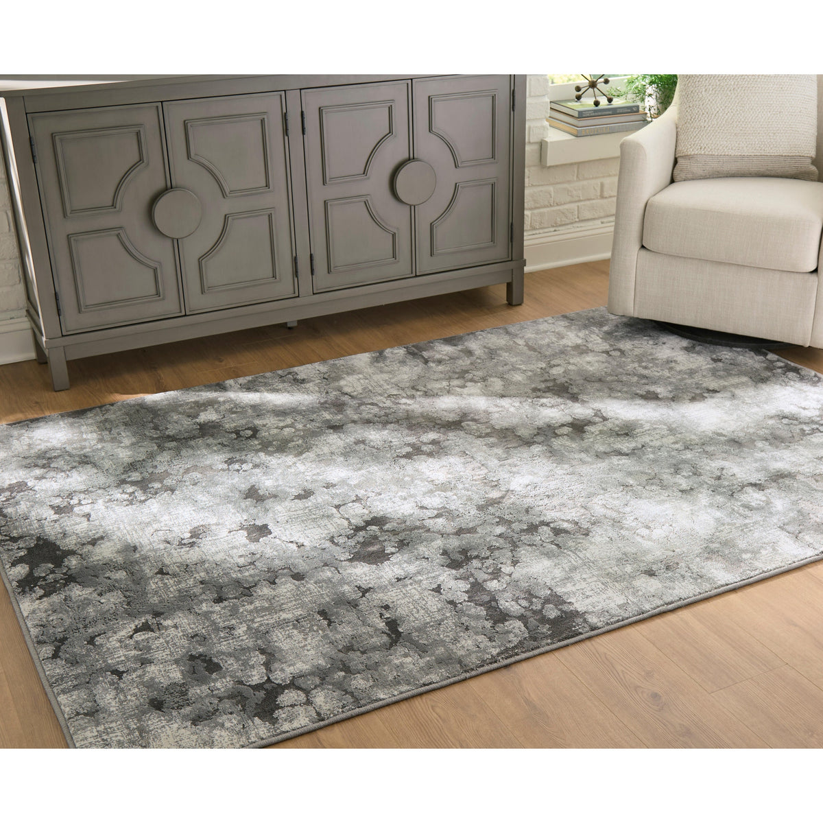 Gilberton Large Rug (R40871-SI) - Image 5