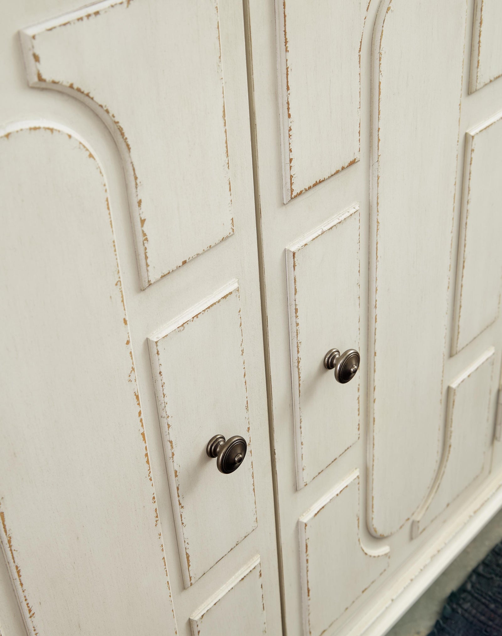 Roranville Accent Cabinet (A4000268-SI) - Image 8