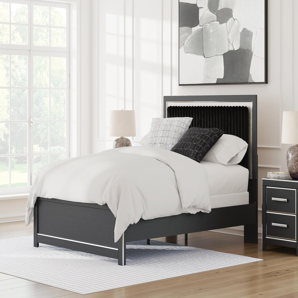 Zuraleus Queen Panel Bed, Dresser, Mirror and Nightstand (PCB3380-SI) - Image 26