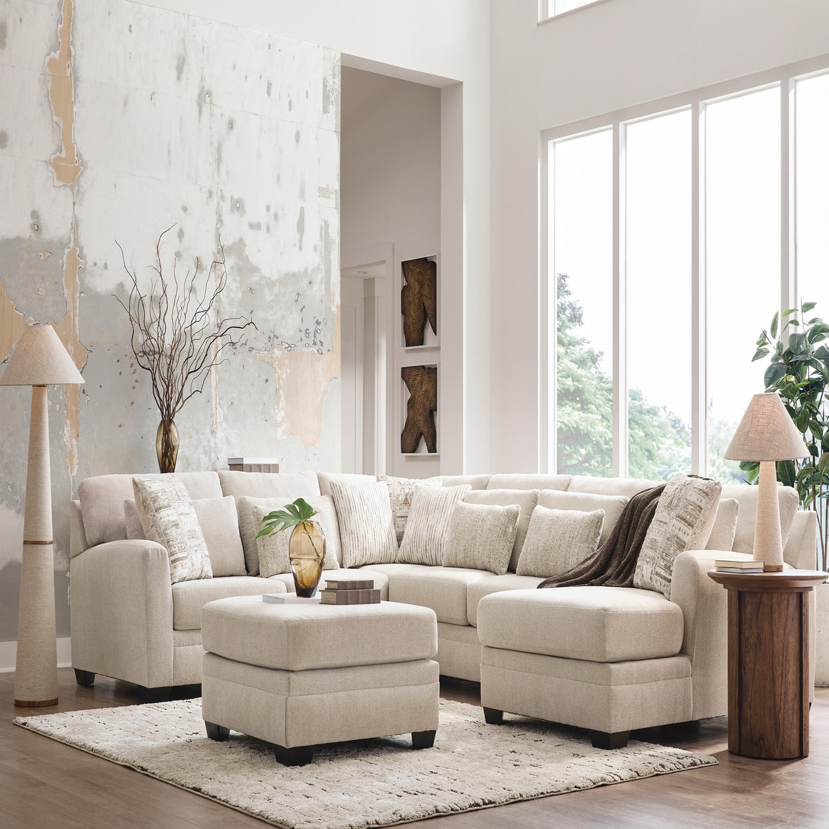 Mandi Point Left-Arm Facing Corner Chaise (62606-SI)