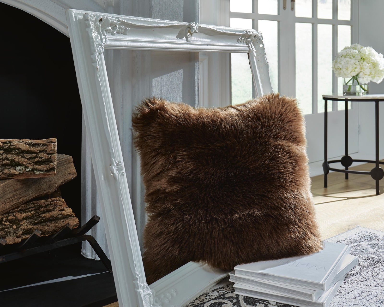 Bellethrone Pillow (Set of 4) (A1000974-SI) - Image 4