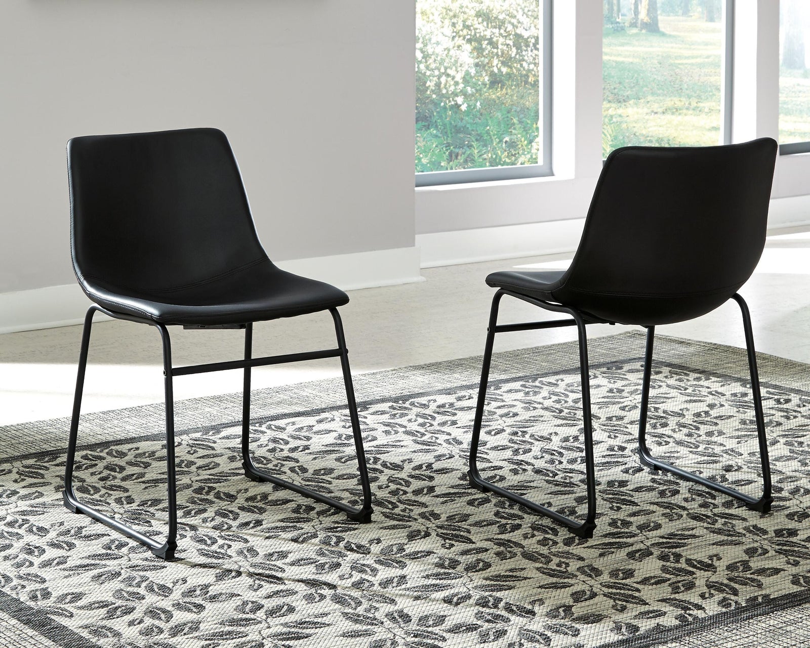 Centiar Dining Set (D372-SI) - Image 14