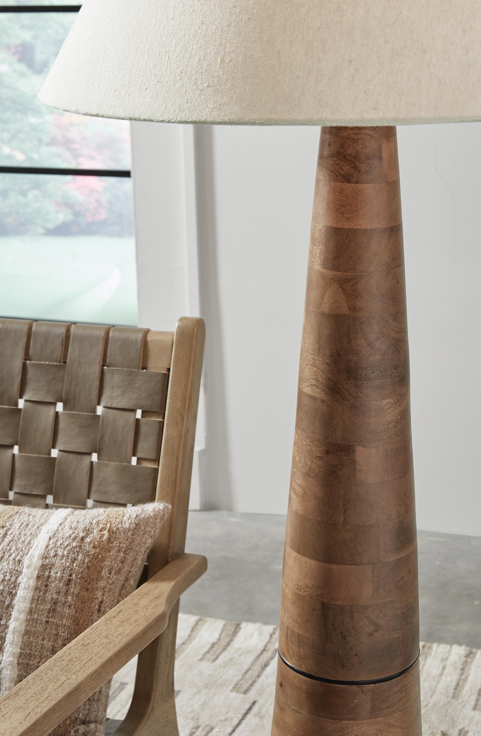 Danset Floor Lamp (L329101-SI) - Image 4