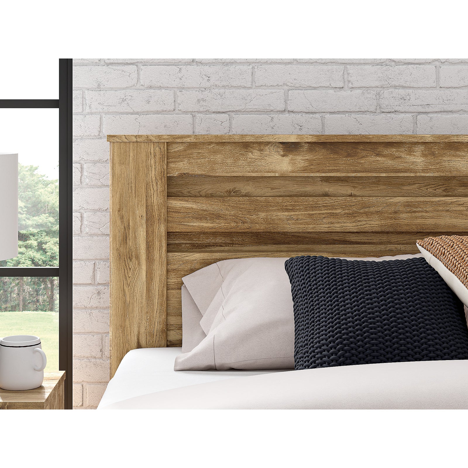 Maystonna King Panel Bed (PCB1580-SI) - Image 9