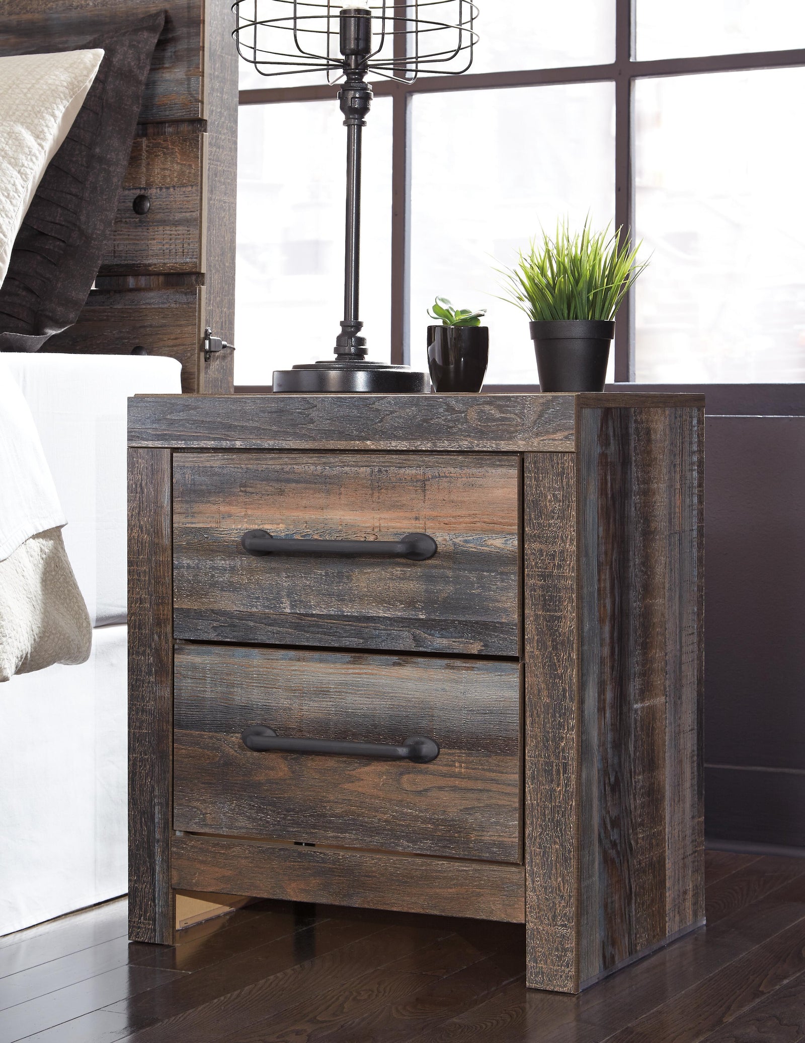 Drystan Panel Storage Bed, Dresser, Mirror, Chest and 2 Nightstands (B211-SI) - Image 15