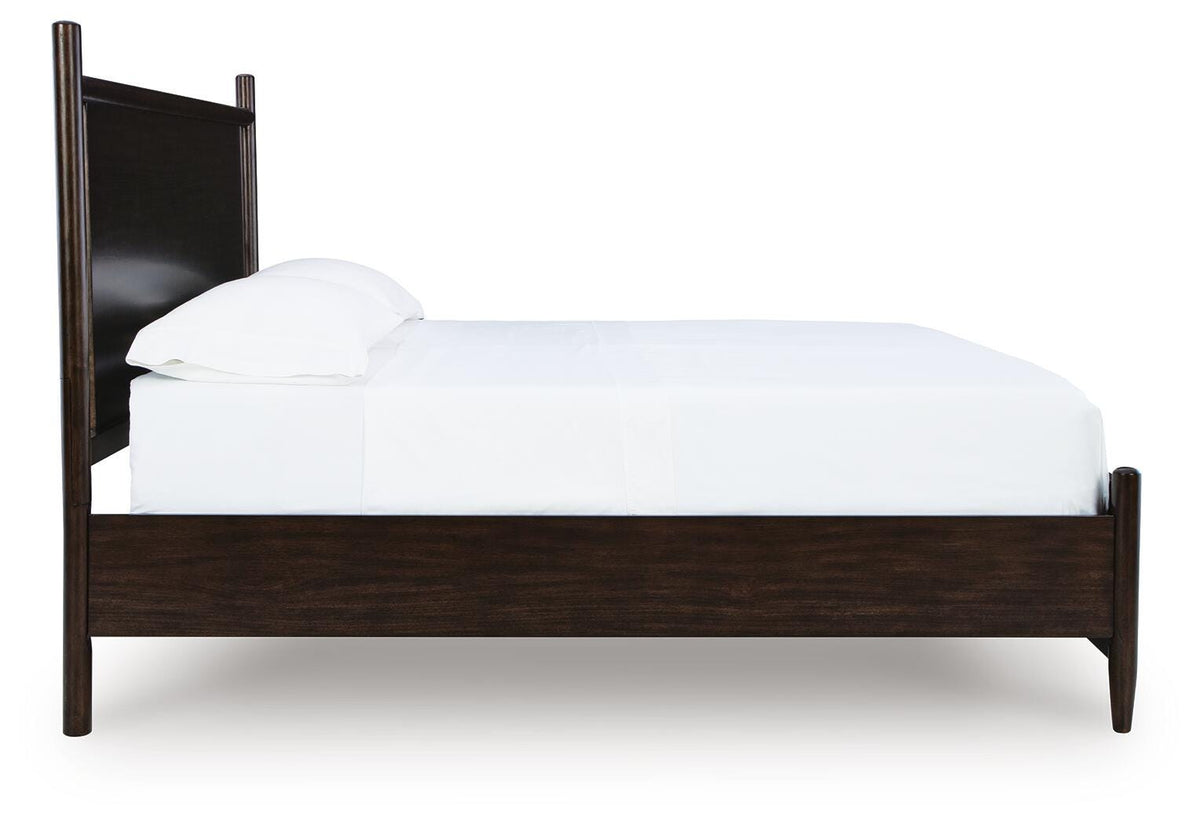 Dantenton Panel Bed - Merlot  (B611-SI) - Image 5