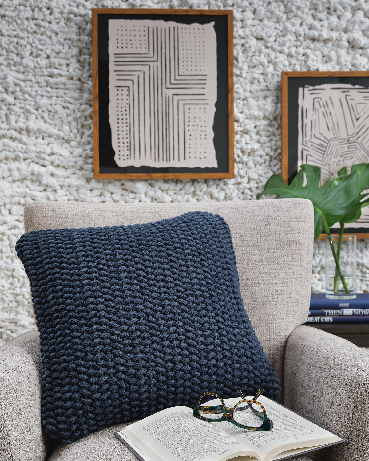Renemore Pillow (Set of 4) (A1000473-SI) - Image 4