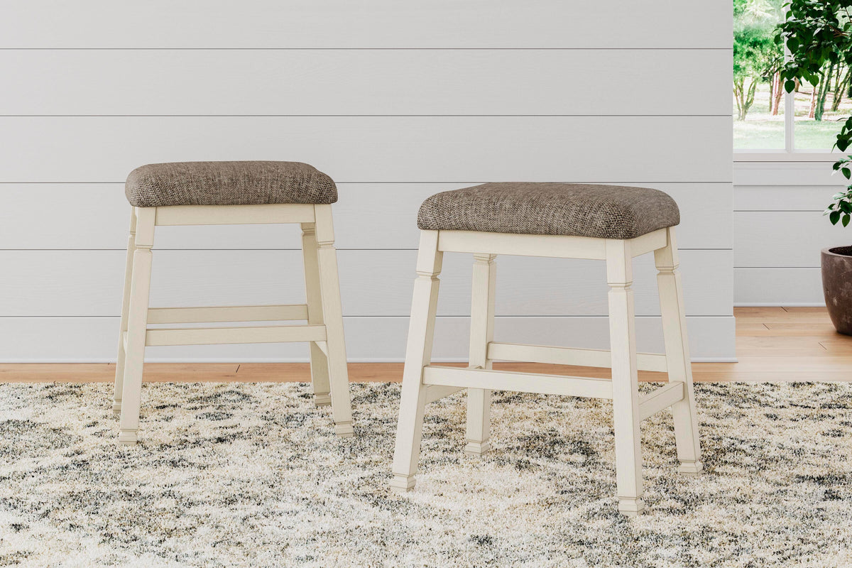 Bolanburg Dining Set (D647-SI) - Image 7