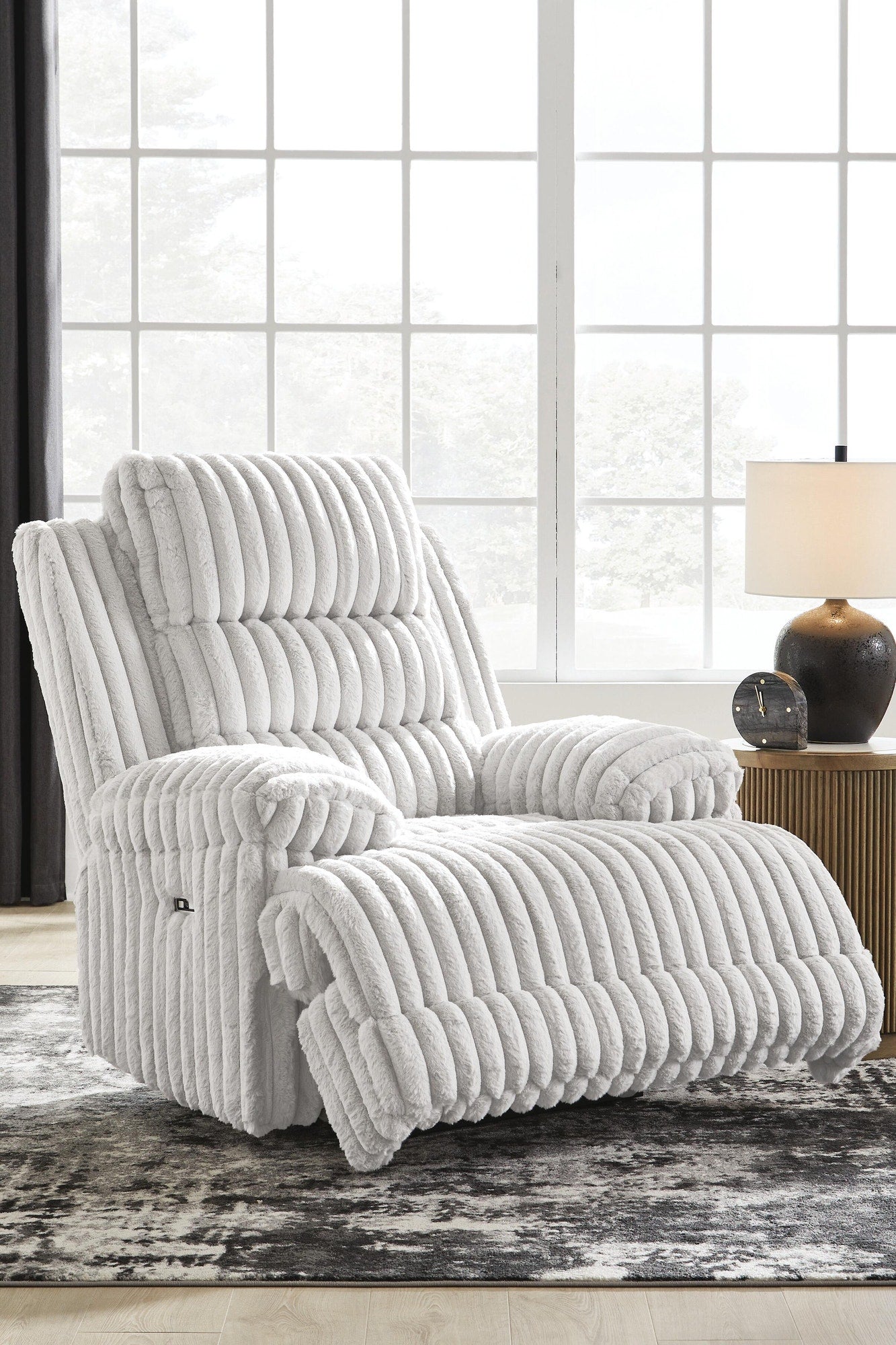 Rhines Falls Power Recliner (PC42804-SI) - Image 6