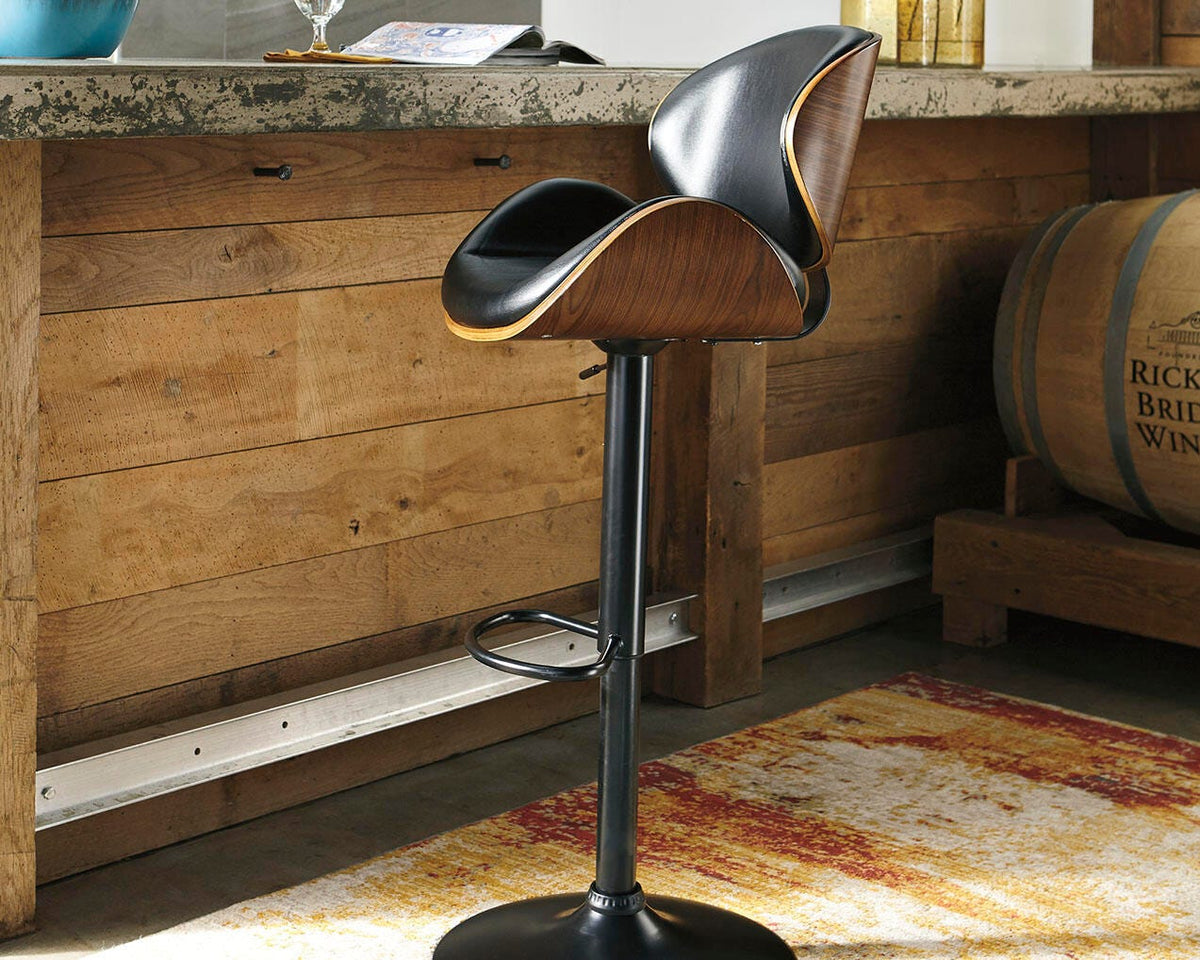 Bellatier Adjustable Height Bar Stool (D120-SI) - Image 2