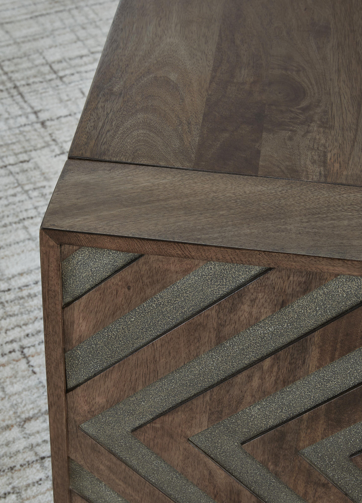 Dreggan Coffee Table - Brown  (T567-SI) - Image 5