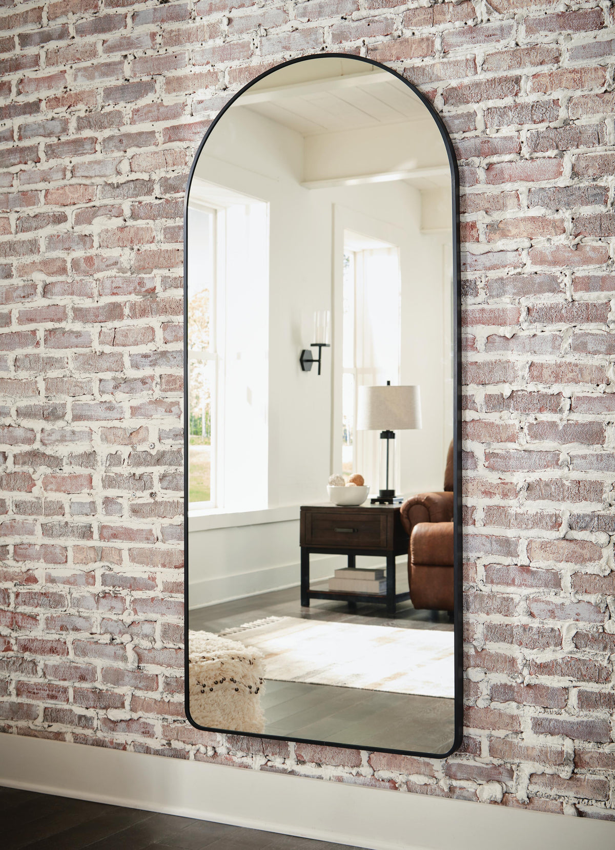 Sethall Floor Mirror (A8010307-SI) - Image 4