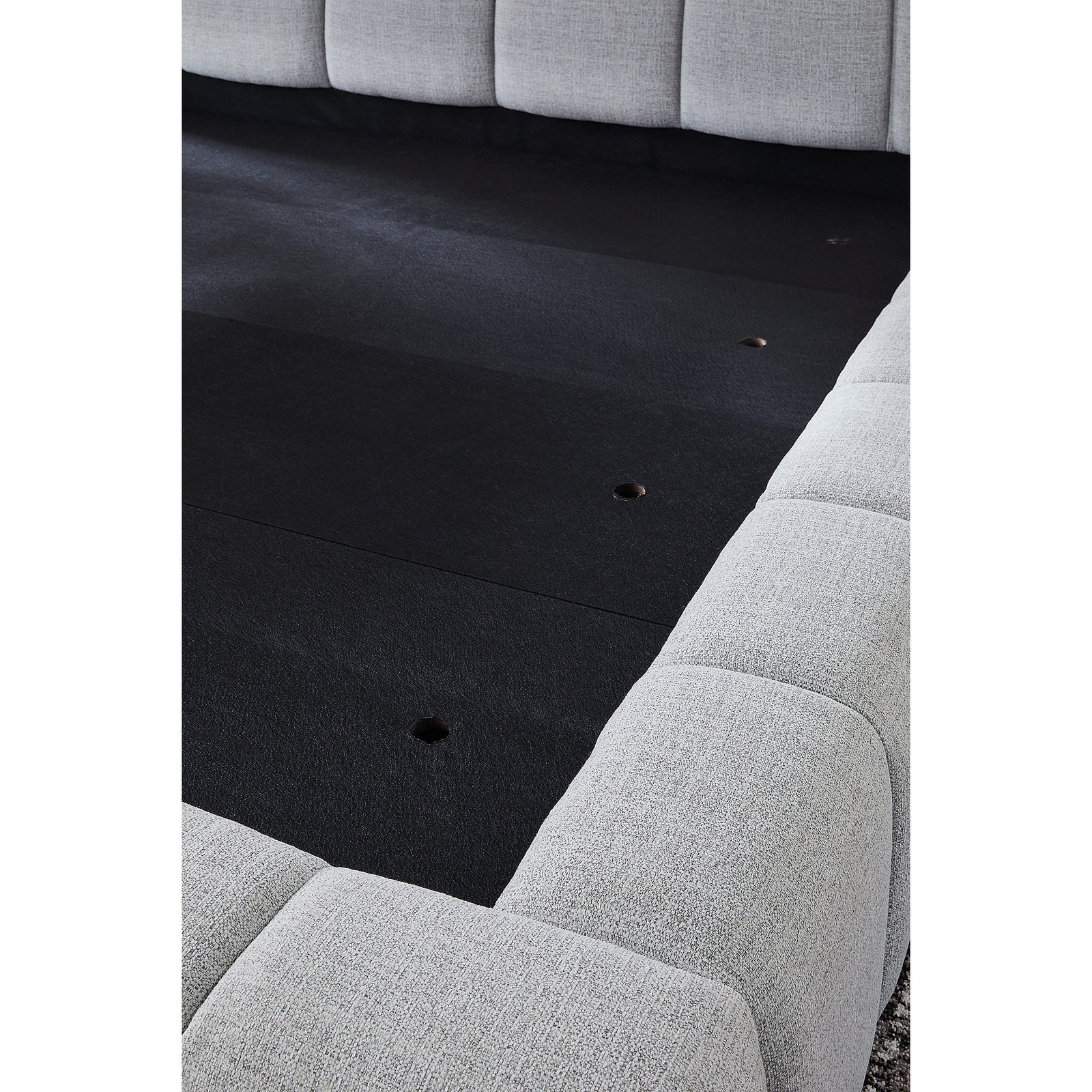 Grendusk King Upholstered Bed (PCB584-SI) - Image 9