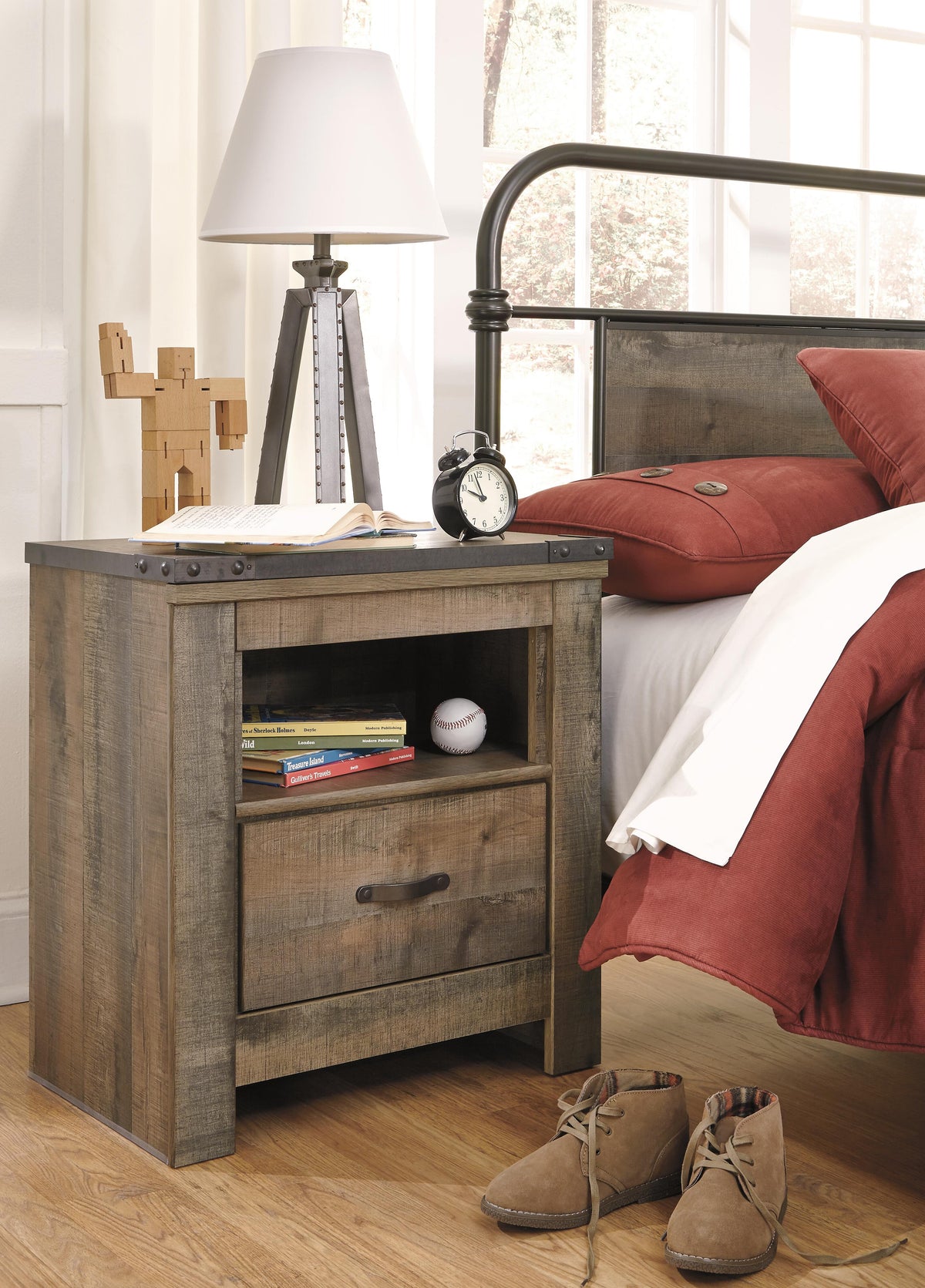 Trinell Panel Headboard, Dresser, Mirror and Nightstand (B446-SI) - Image 9