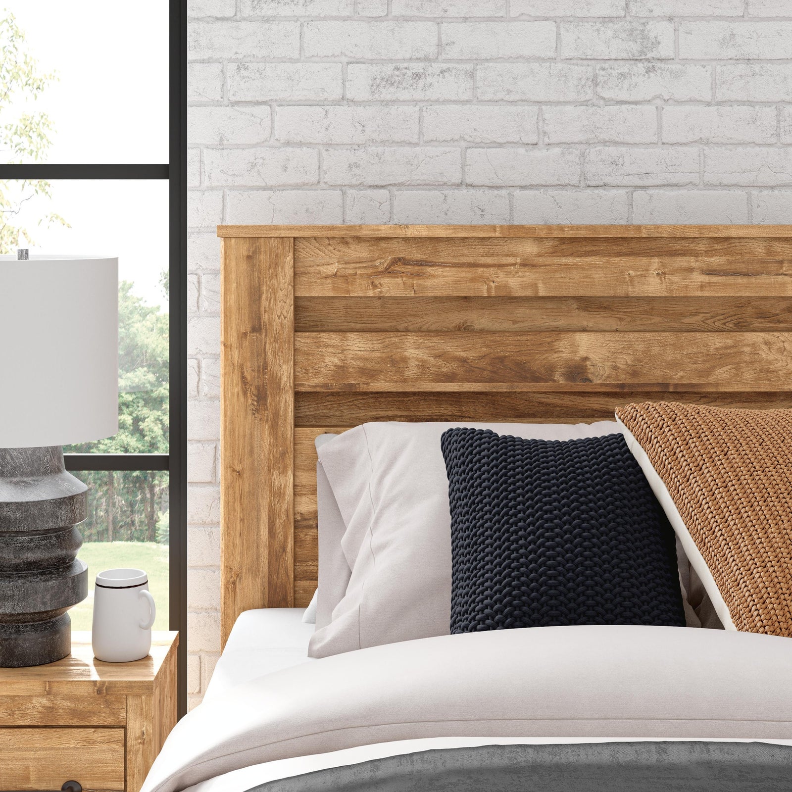 Maystonna Queen Panel Bed (PCB1580-SI) - Image 9