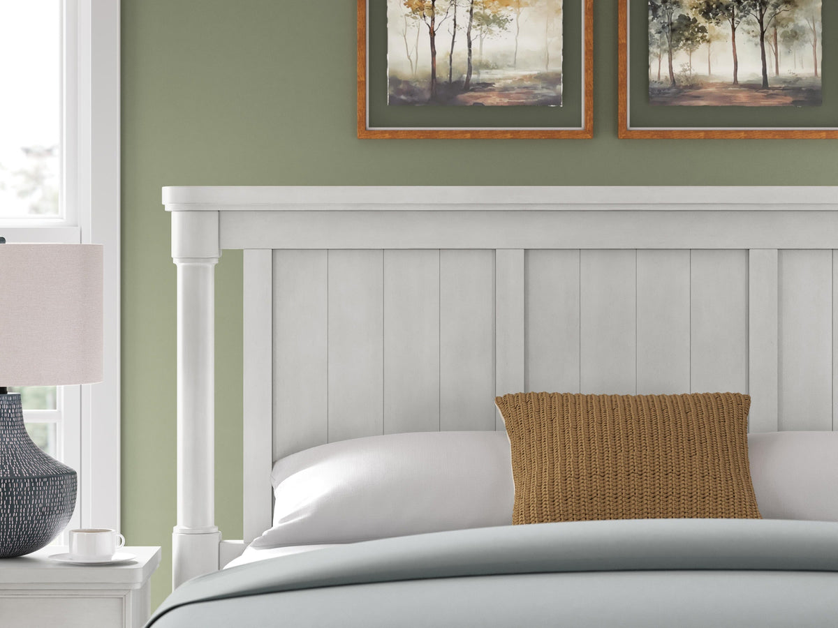 Rowlenstown California King Poster Bed (PCB823-SI) - Image 9