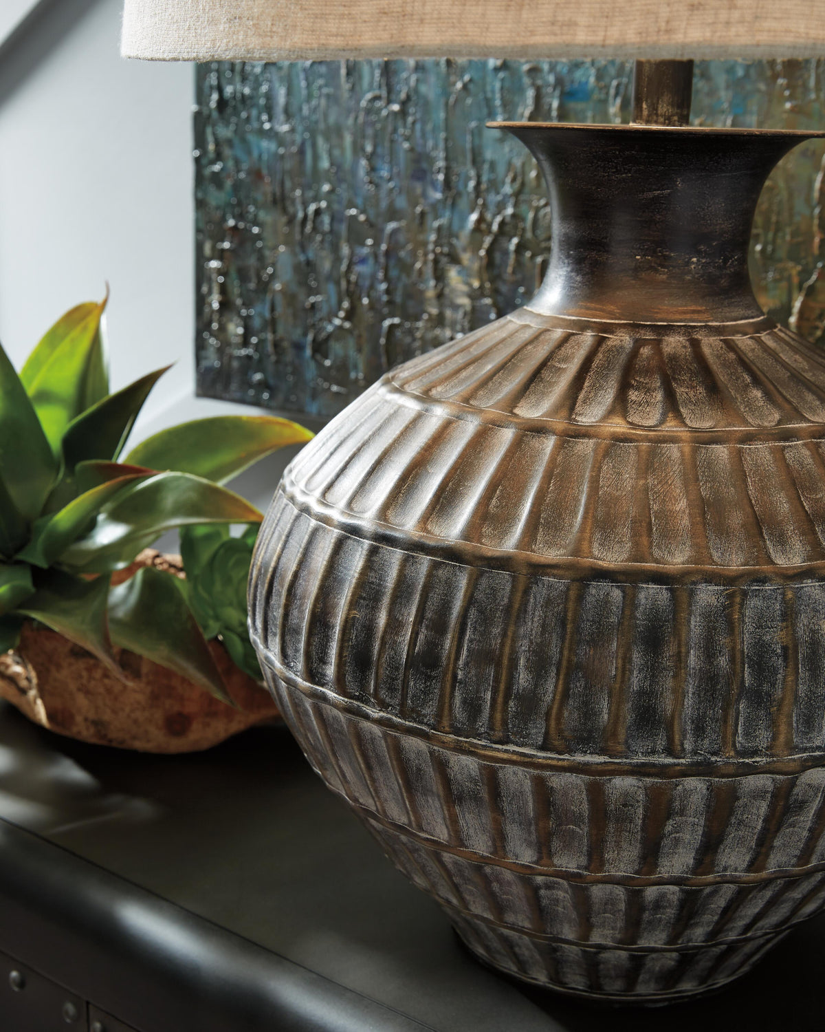 Magan Table Lamp (L207354-SI) - Image 4