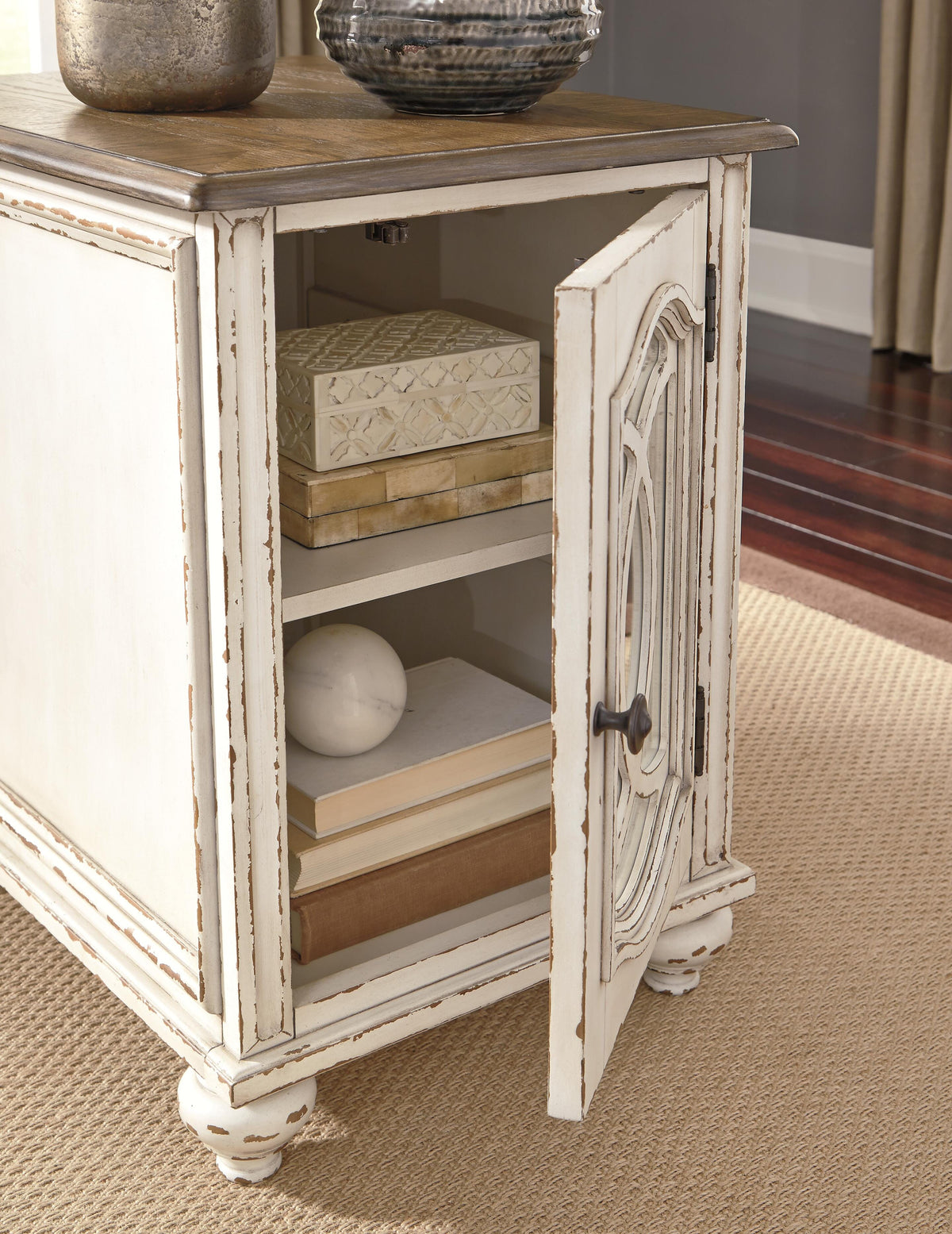 Realyn Coffee Table and 2 End Tables - White/Brown  (T743-SI) - Image 9