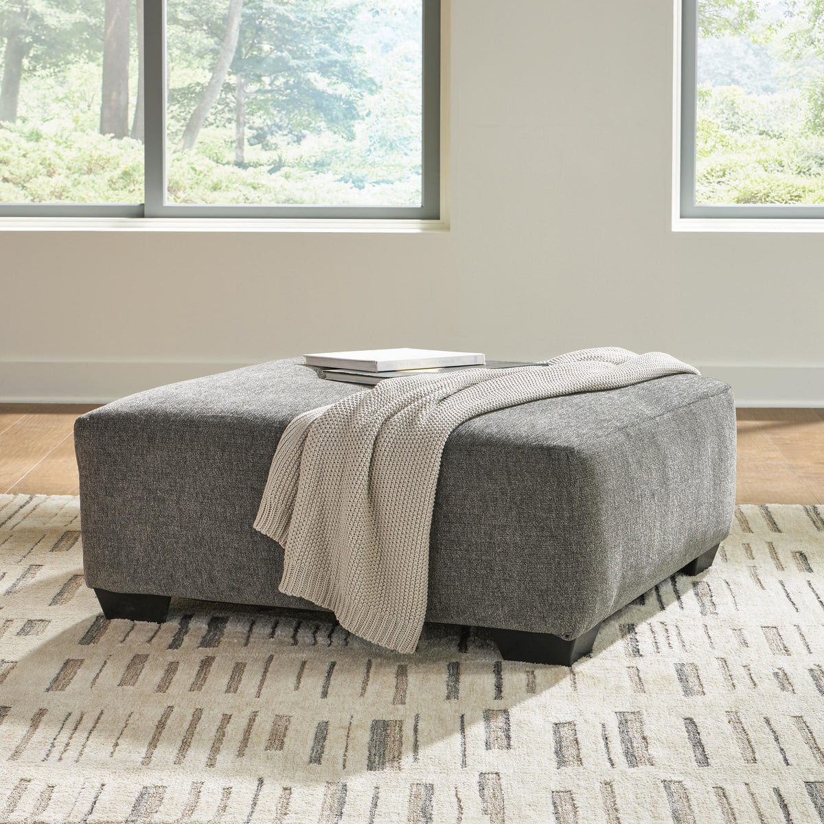 Clarington 3-Piece Sectional and Oversized Ottoman (PC48405-SI) - Image 10