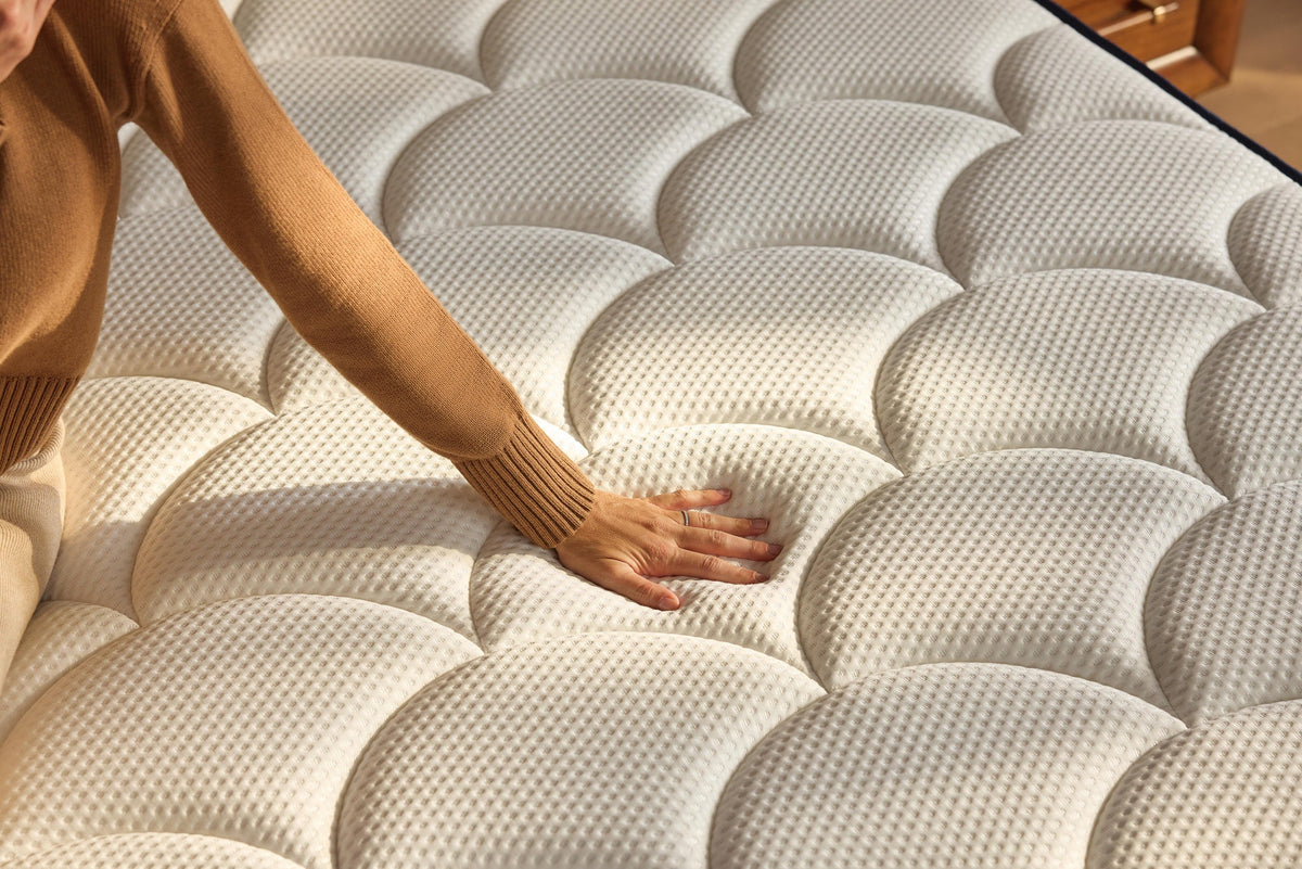 DreamCloud Classic Hybrid California King Mattress (M135-SI) - Image 9