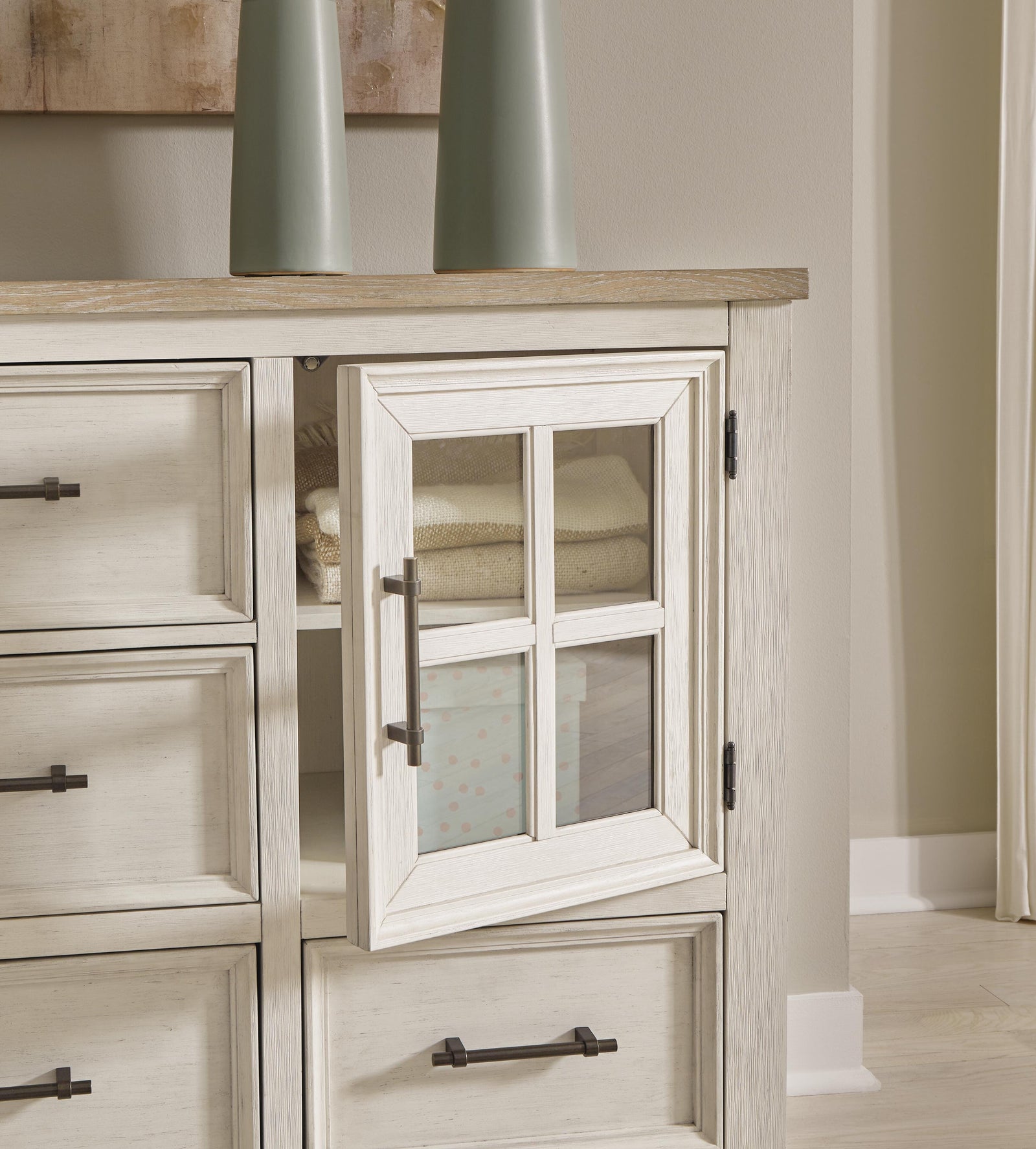 Shaybrock Dresser and Mirror - Antique White/Brown  (B683-SI) - Image 5