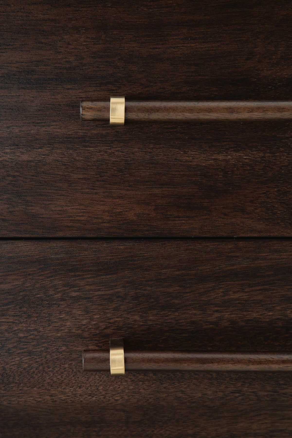 Dantenton Chest of Drawers - Merlot  (B611-SI) - Image 5